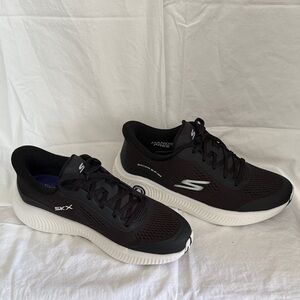 Skechers Slip-ins Women’s Black and White Athletic Sneakers